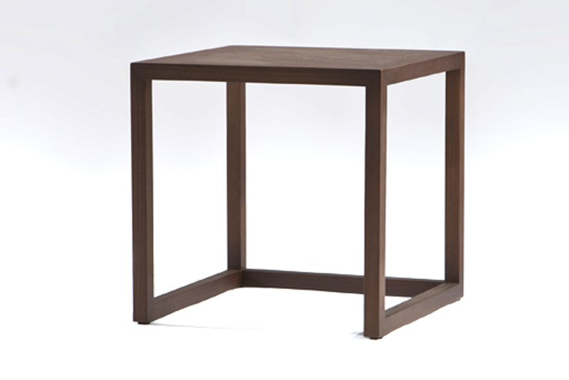 Magna Nesting Tables