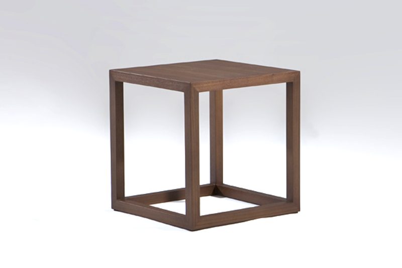 Magna Nesting Tables