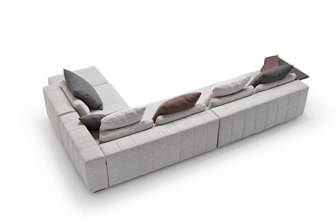 James Sectional sofa