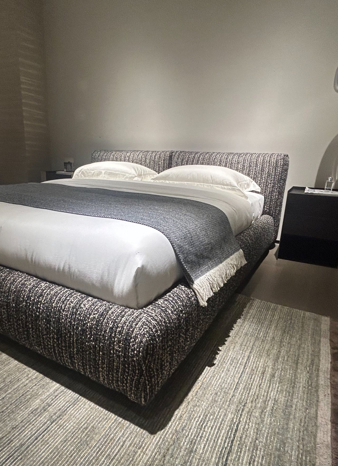 Renzo Bed