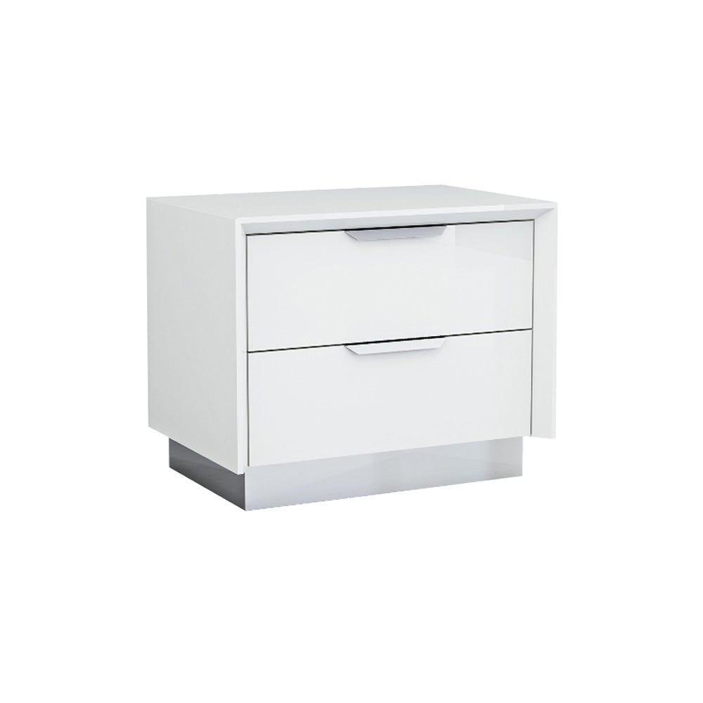 Casis nightstand