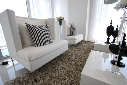 Grand Arm Chair