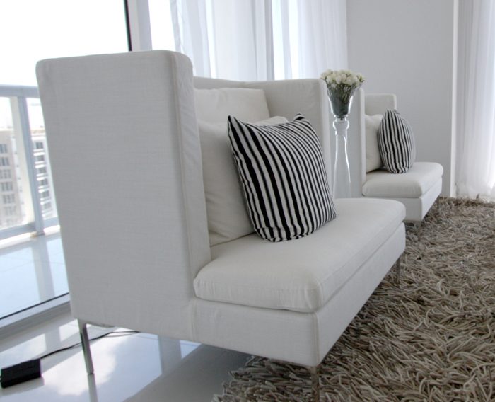Grand Arm Chair