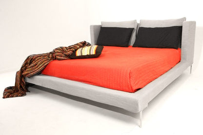 Grand Bed