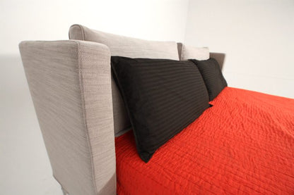 Grand Bed