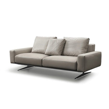 Tomas Sofa