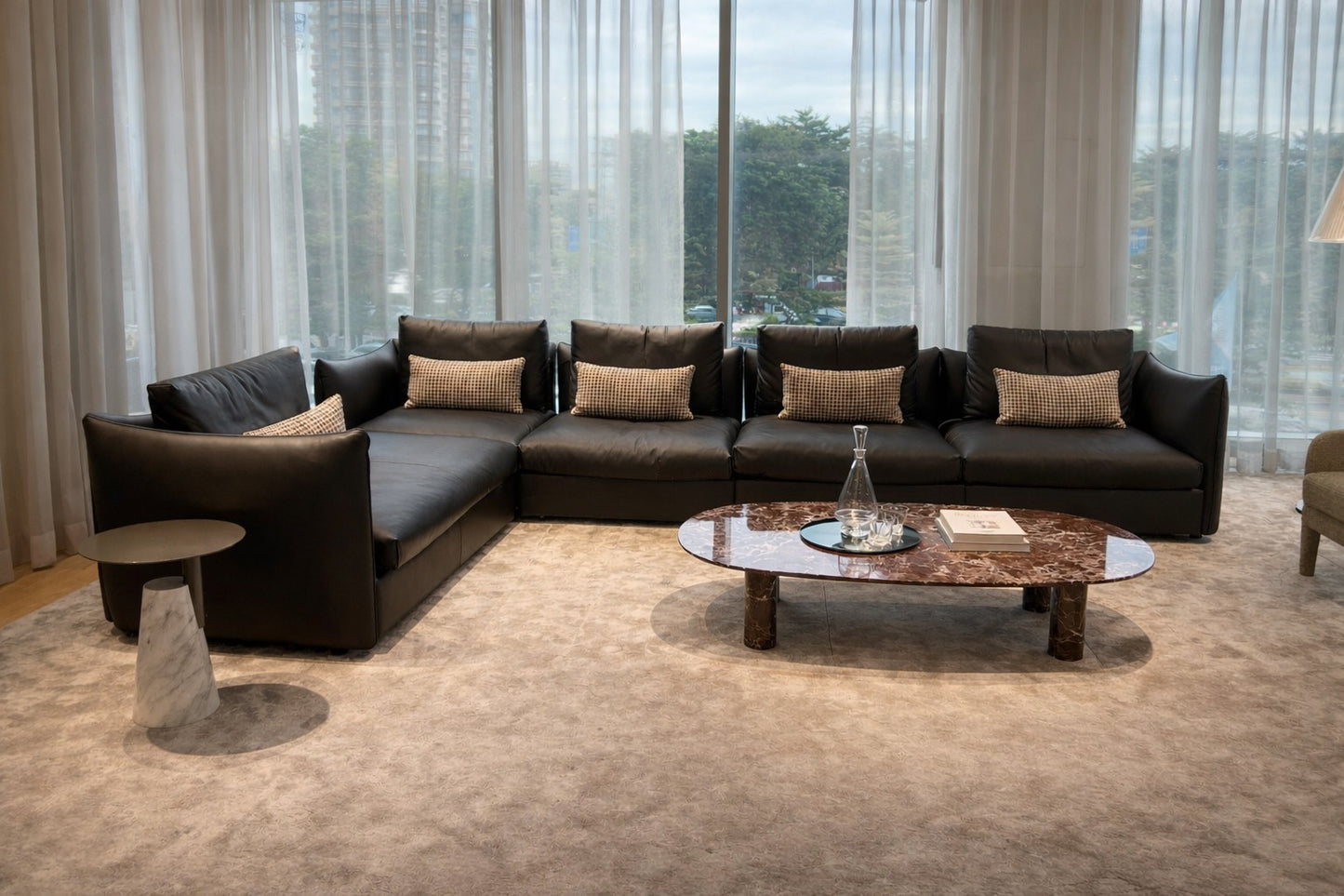 Giacomo Large Sectional