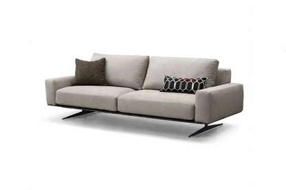 Tomas Sofa